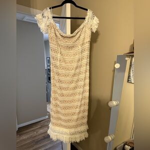 Elegant Lace Off-Shoulder Dress